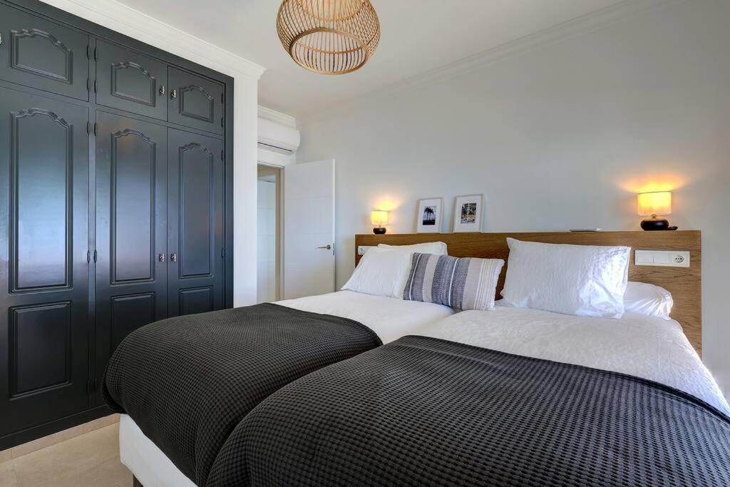 Apartment Cadiz - Gerenoveerd Met Groot Balkon & Zeezicht Estepona