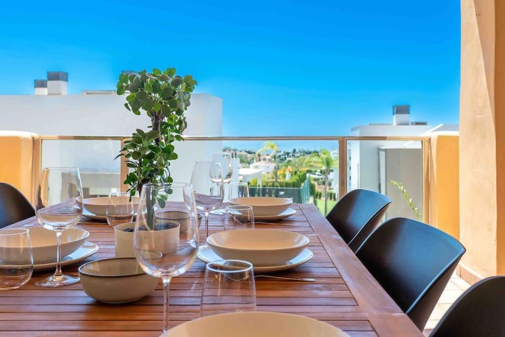 Luxury 3bdr In New Golden Mile, Marbella *
