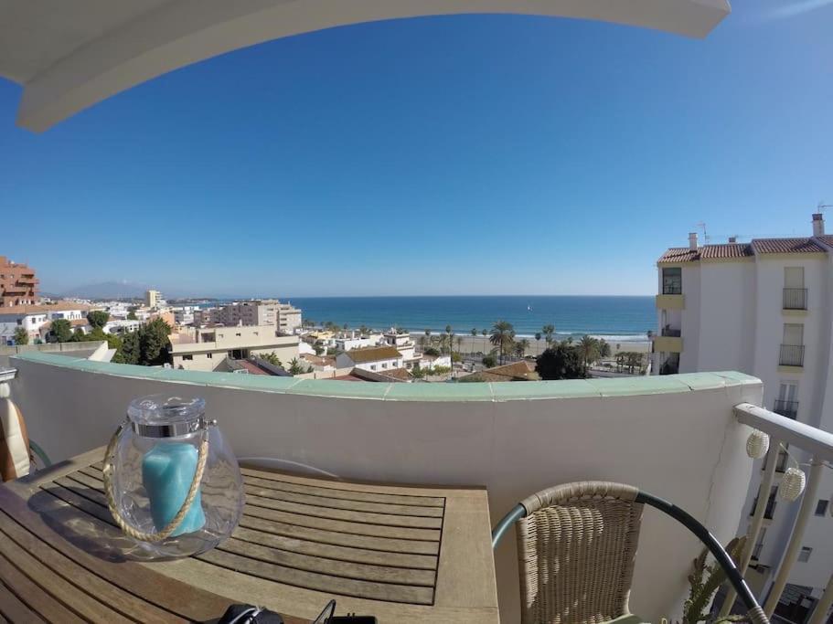 Large Three Bedroom Panoramic Sea Views Apartment