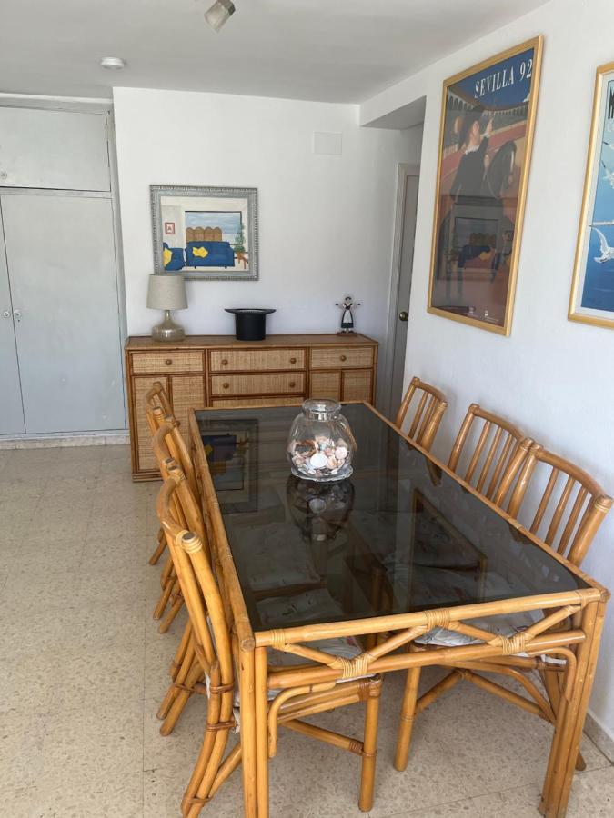 Large Three Bedroom Panoramic Sea Views