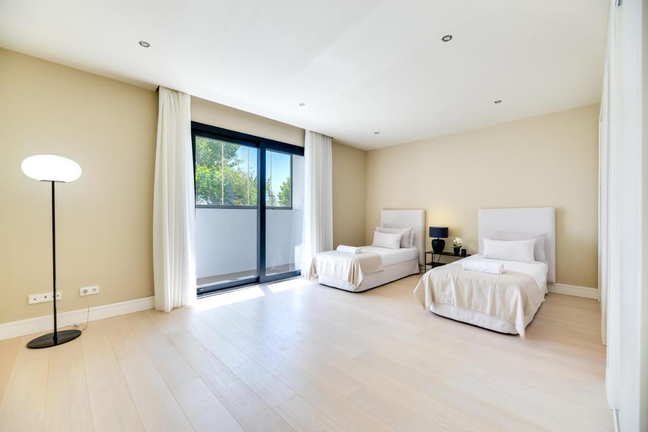 Paraiso: Luxury Sea View With Infinity Pool And Golf Estepona