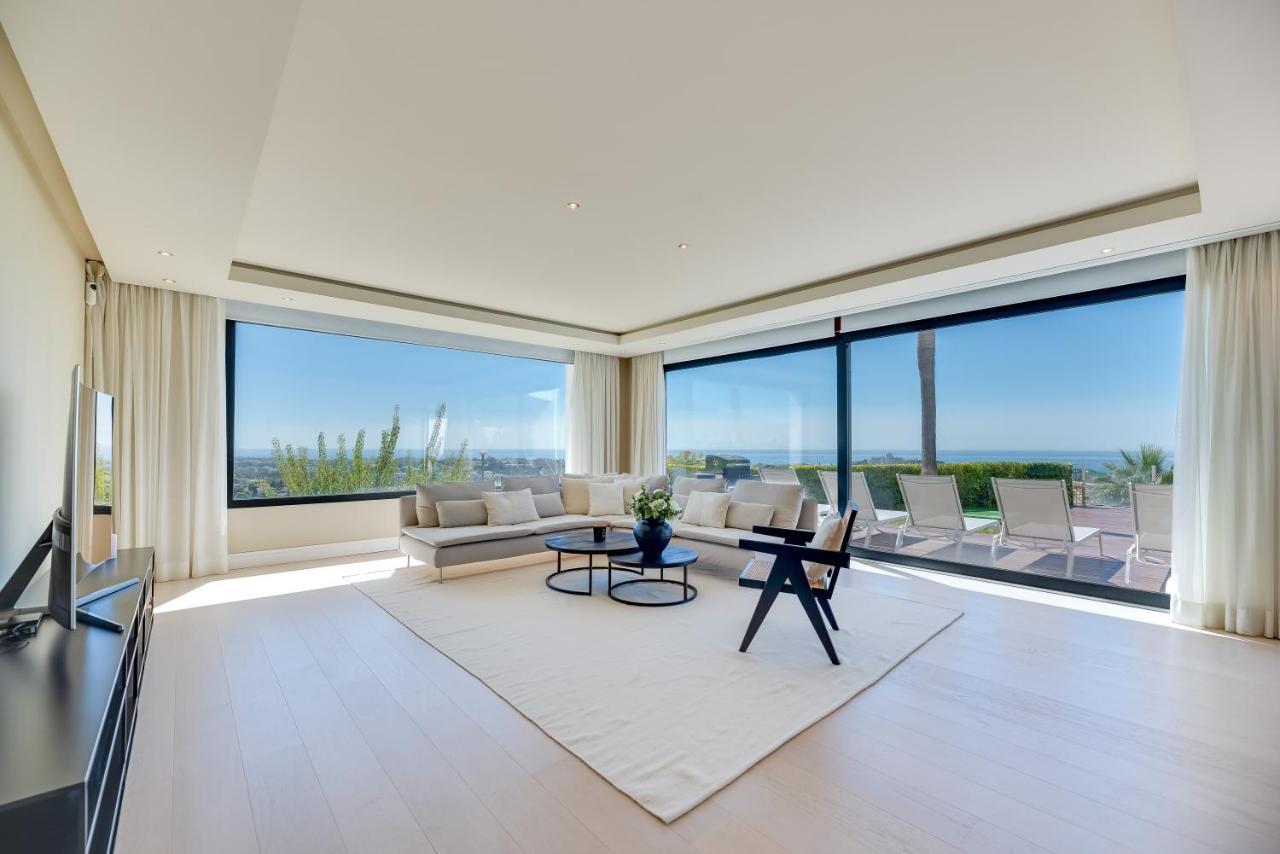 Paraiso: Luxury Sea View With Infinity Pool And Golf Villa