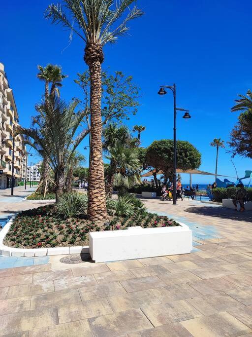 1st Line Of The Beach, La Rada Beach! Ac,wifi,terrace, Private Parking *