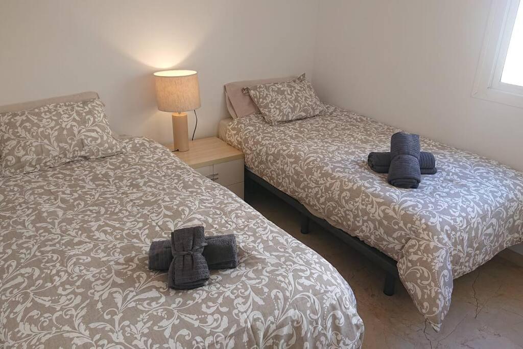 1st Line Of The Beach, La Rada Beach! Ac,wifi,terrace, Private Parking Apartment *