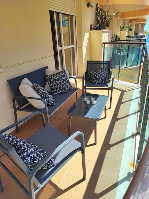 Apartment 1st Line Of The Beach, La Rada Beach! Ac,wifi,terrace, Private Parking Estepona