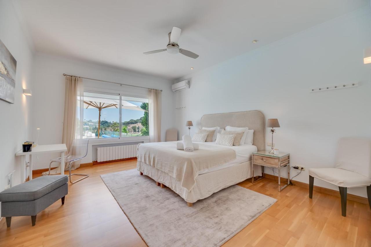 Villa Vacation Marbella I Ballesteros, Near Golf Courses, Private Pool And Gigantic Garden