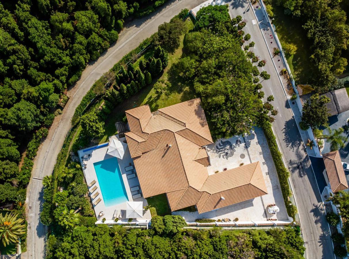 Vacation Marbella I Ballesteros, Near Golf Courses, Private Pool And Gigantic Garden Villa Estepona