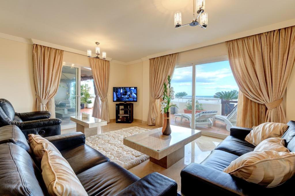 Frontline - Sinfonia Del Mar Apartamento *