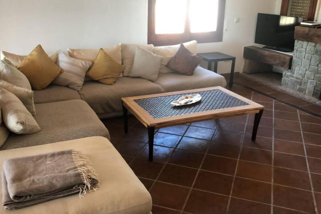Exclusive Secluded With Private Pool Hot Tub & Bbq -7 Minutes From Marbella