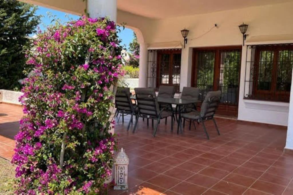 Villa Exclusive Secluded With Private Pool Hot Tub & Bbq -7 Minutes From Marbella