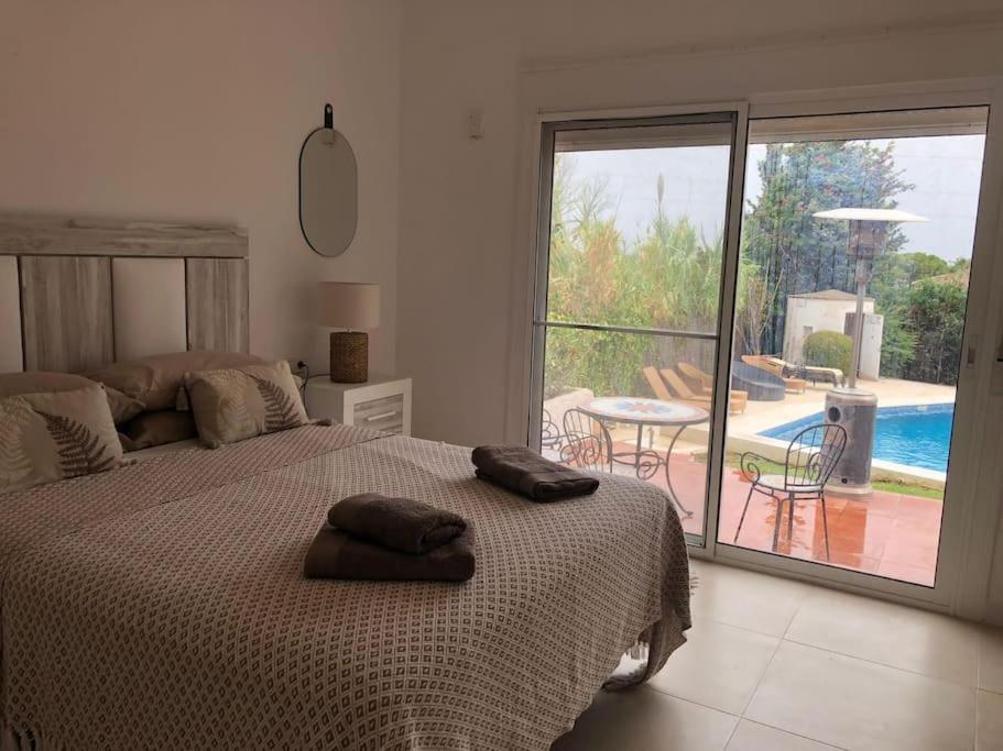 Villa Exclusive Secluded With Private Pool Hot Tub & Bbq -7 Minutes From Marbella