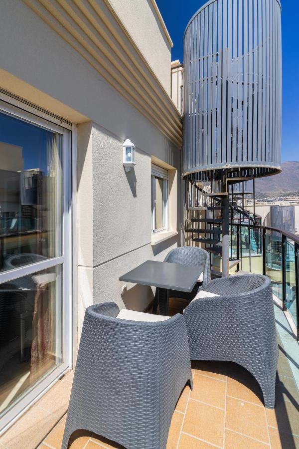 Cozy 2-bedroom Beachfront Retreat In * Estepona
