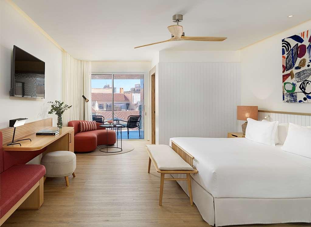 H10 Croma Malaga Hotel *