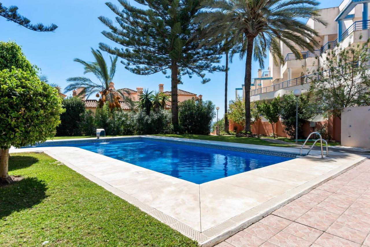 Belgravia Club Apartment