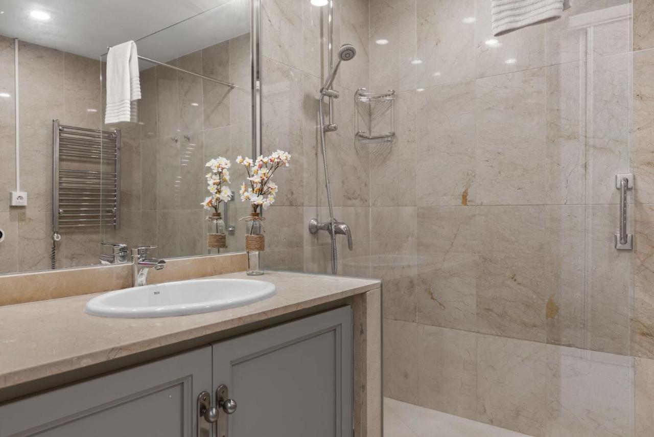 Apartment Belgravia Club *
