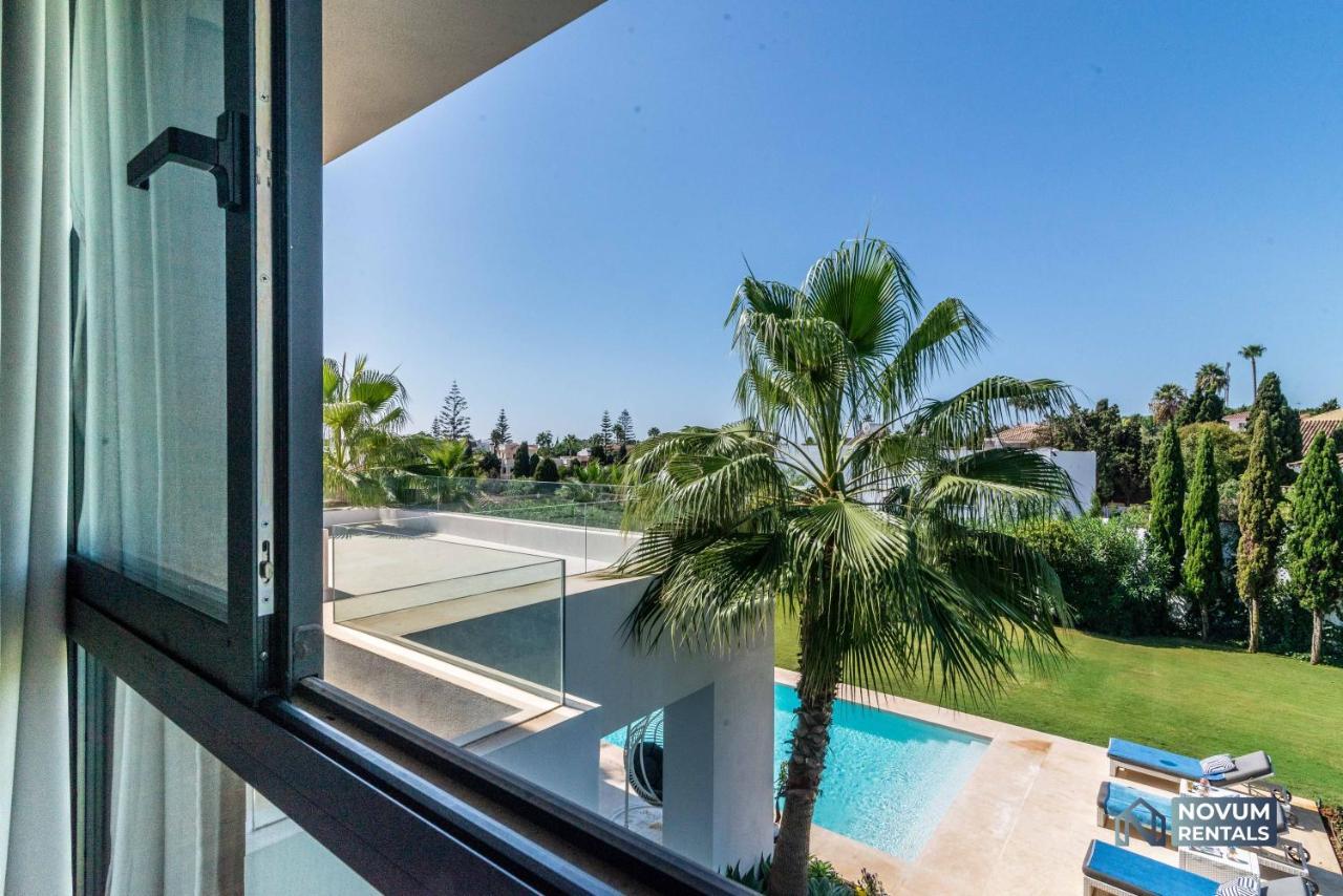 Remarkable 5-bdrm - Heated Pool & Gym Estepona