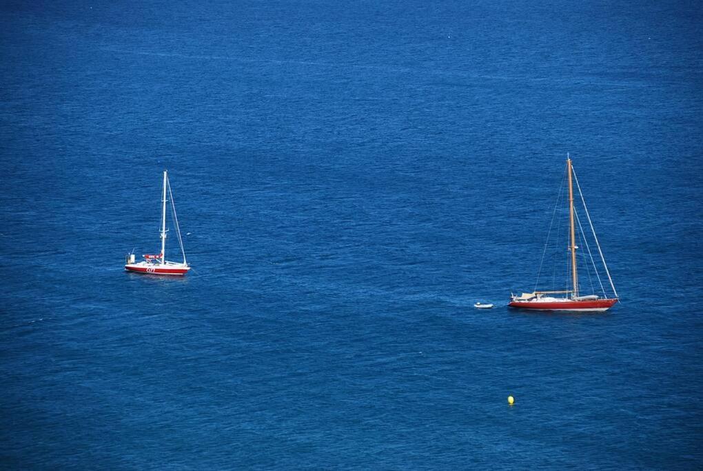 Sea Views *