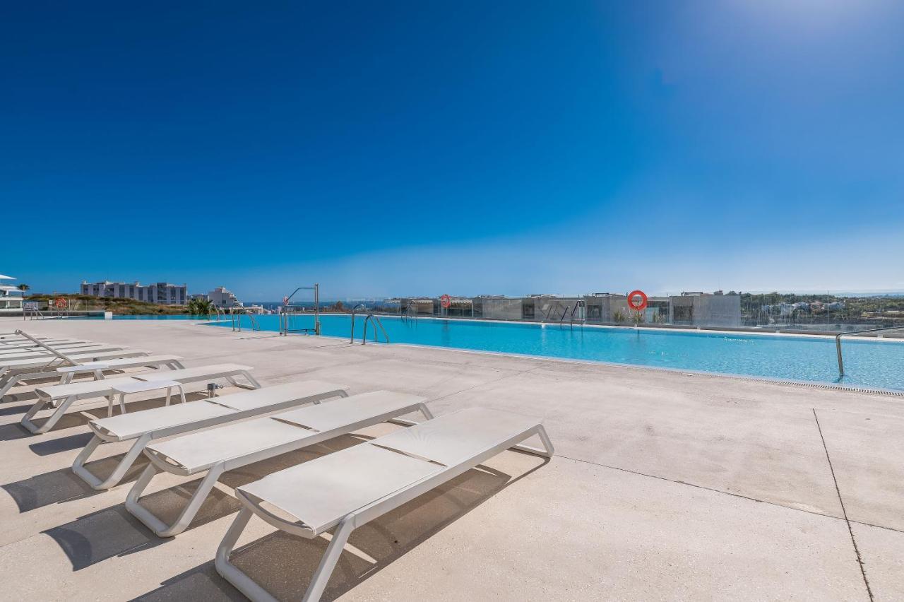 Unique 3-bdrm Townhouse, Stunning View, Pool & Bbq Estepona