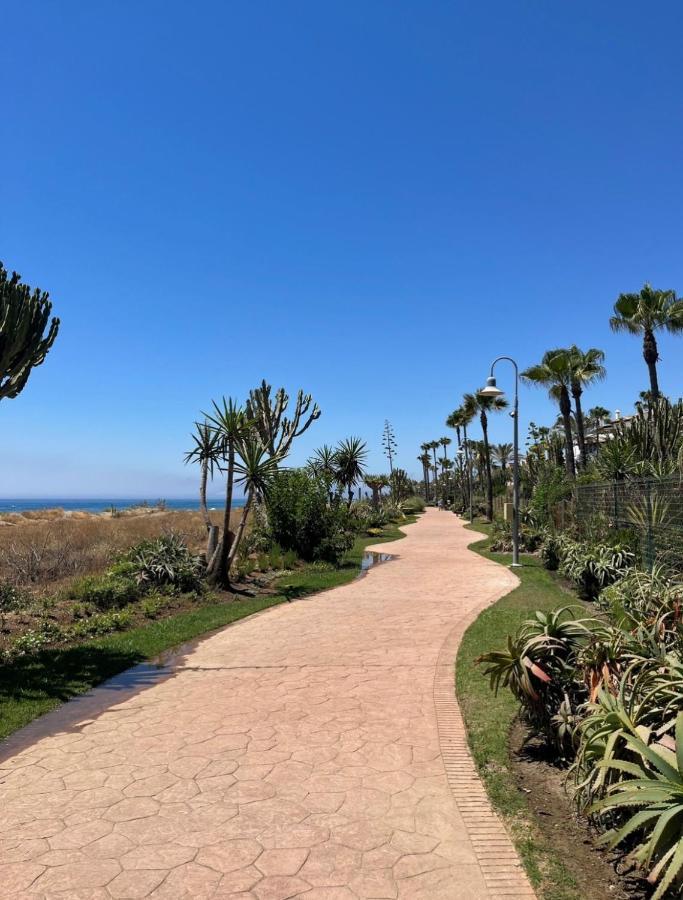 Floor Spacious With Sea Views In Costalita *