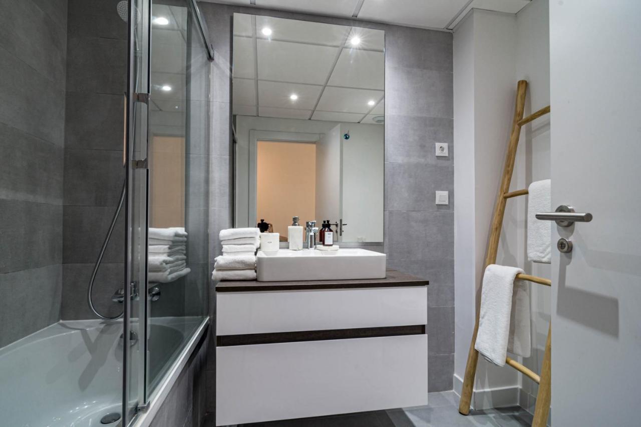 Oasis32542 - Modern In Luxury