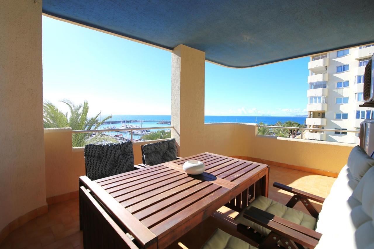 Port Alice Apartment *
