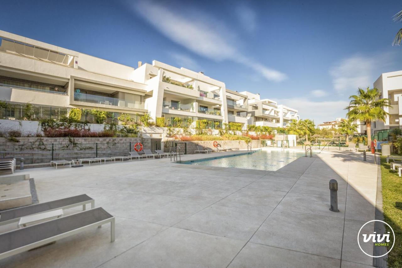 Vivi Homes - Sol Garden Pool, Terrace & Golf * Estepona