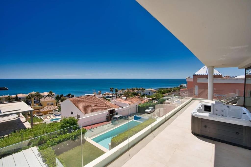 Nairobi Villa Estepona