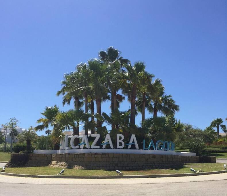 Modern In Alcazaba Lagoon *