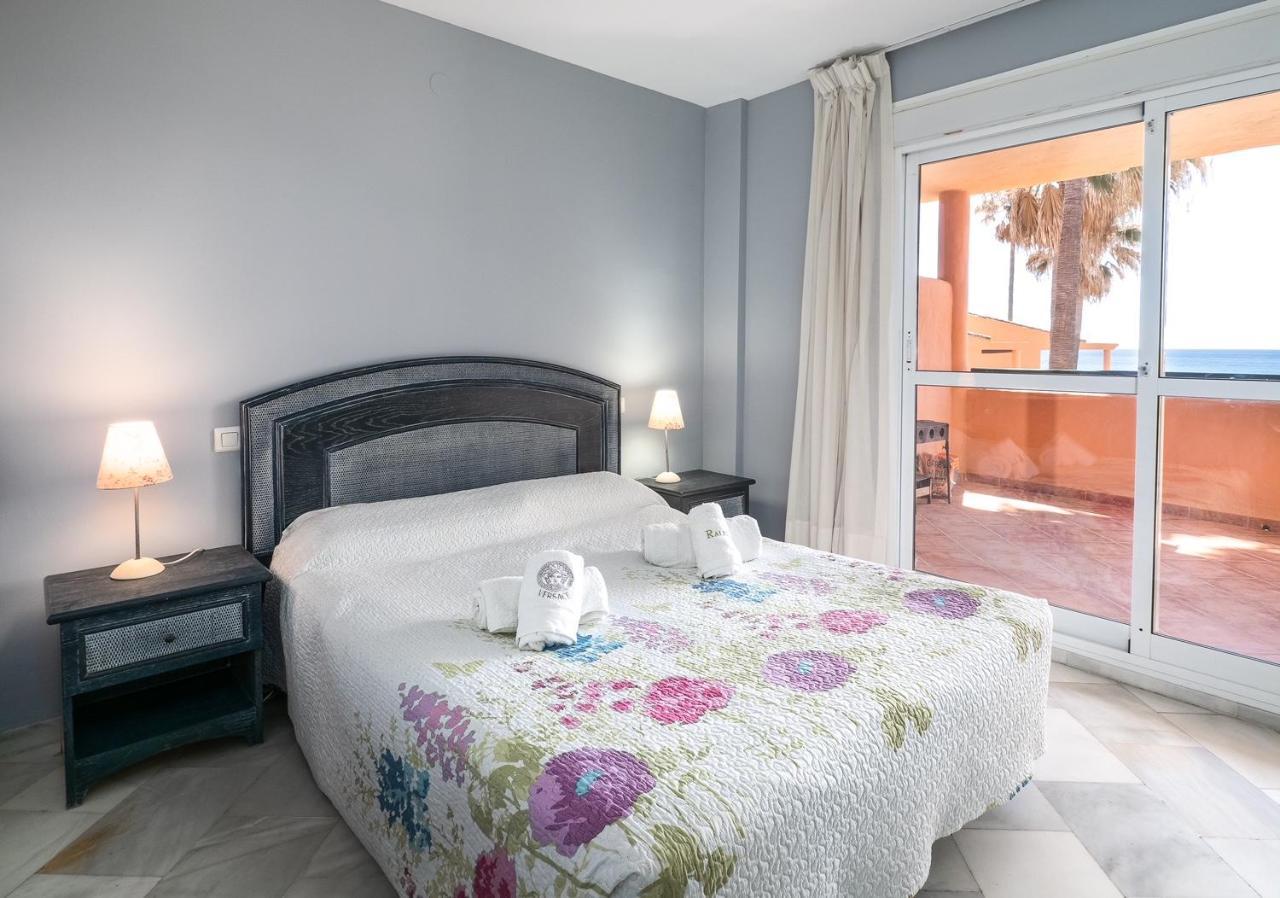 Fantastic Beachfront Estepona