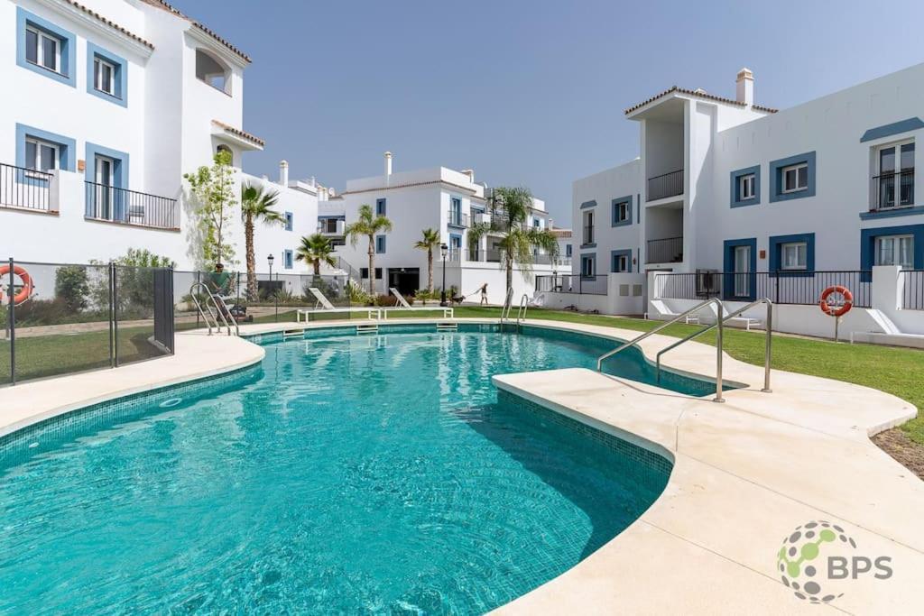 Stunning Apartment-7 People-6 Pools.402 Apartment *