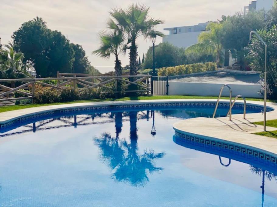 Apart. Paraiso Pueblo - 6 Pools - Golf 2001 *