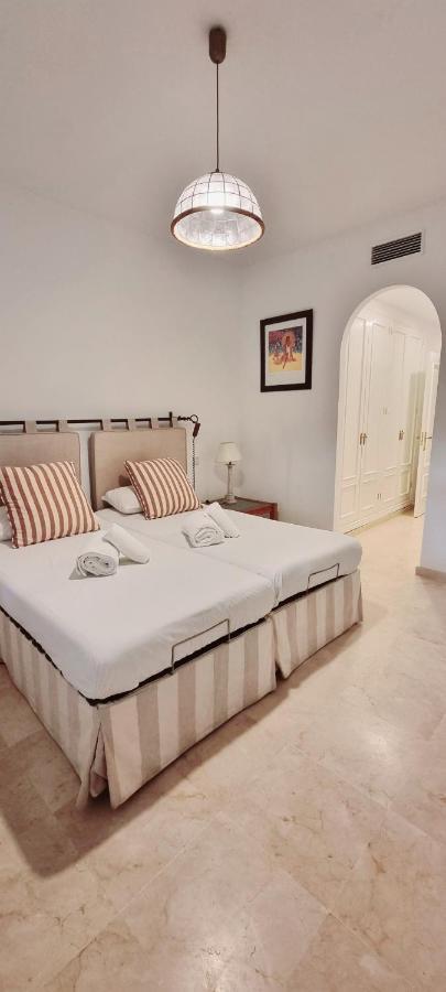 - Playa - En Park Con Terraza Y Jardin Privado Pb6 Villa Estepona