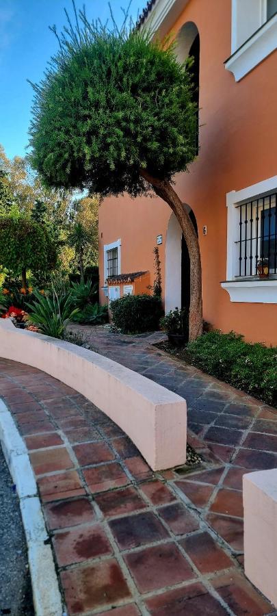 - Playa - En Park Con Terraza Y Jardin Privado Pb6 Villa Estepona