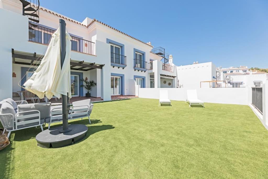 Luxury Paraiso Pueblo * Estepona