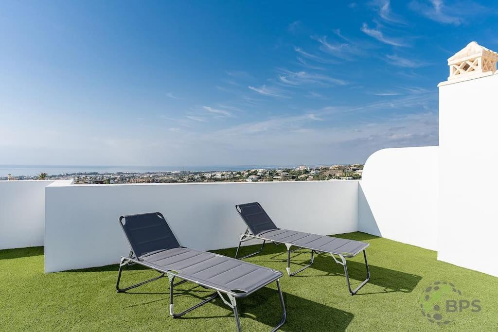 Apartment Penthouse -solarium- 6 Pools 422 *