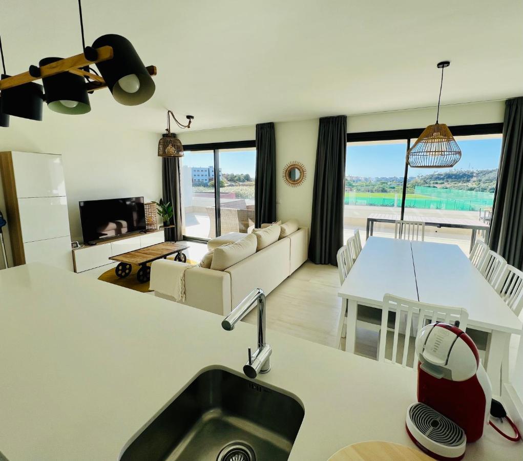 Penthouse Moderne Et Cosy Pour Vos Accessible A Pied Depuis La *