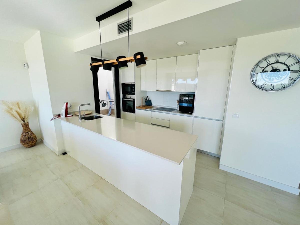 Penthouse Moderne Et Cosy Pour Vos Accessible A Pied Depuis La Apartment Estepona