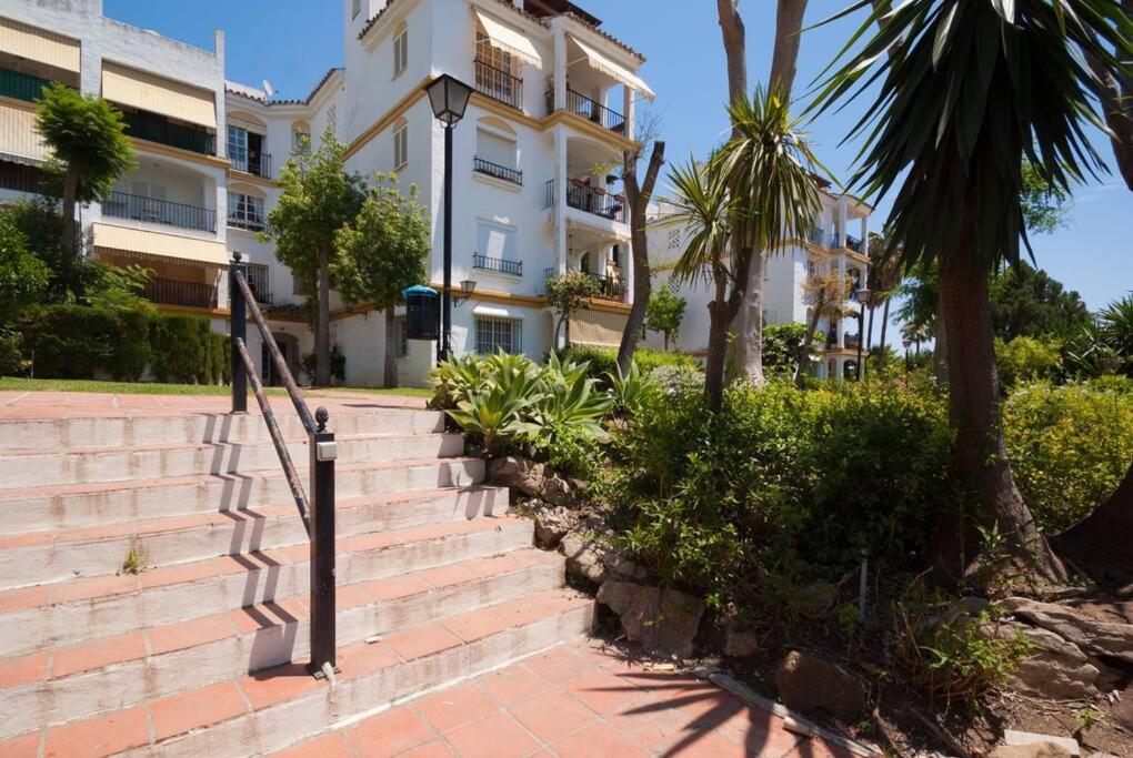 Apartment Con Piscina Cerca Del Golf En Atalaya - Atalaya Del Golf 31 Estepona
