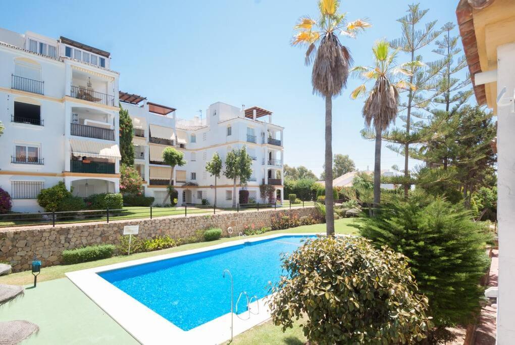 Apartment Con Piscina Cerca Del Golf En Atalaya - Atalaya Del Golf 31 Estepona