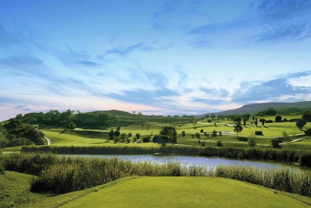 Con Piscina Cerca Del Golf En Atalaya - Atalaya Del Golf 31 *