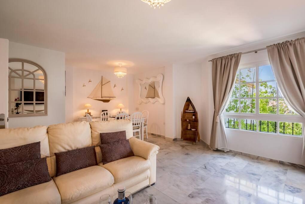 Apartment Con Piscina Cerca Del Golf En Atalaya - Atalaya Del Golf 31 *