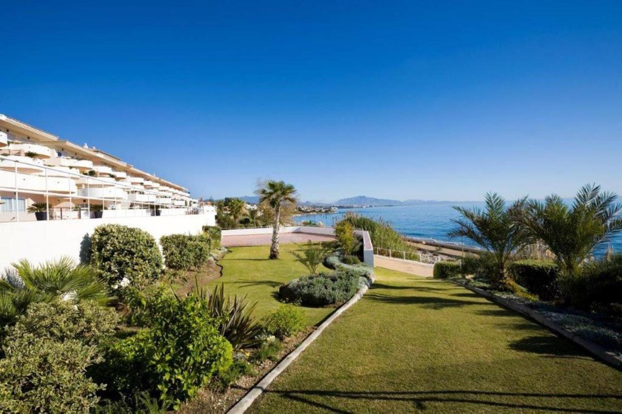 Immaculate 3-bed Penthouse- Stunning Views *