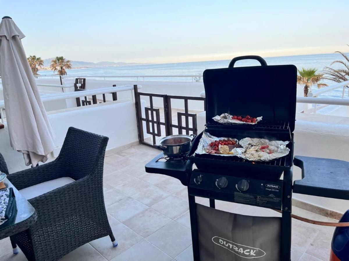 Spacious Stunning Views 2-bed Apartment