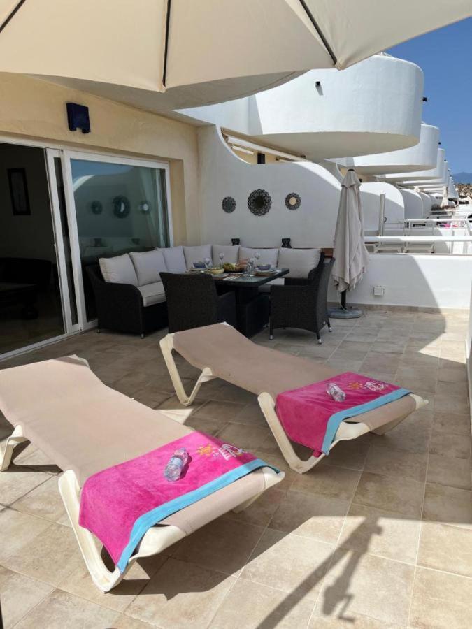 Spacious Stunning Views 2-bed