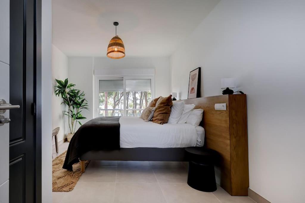 Apartment Alejandra - Gerenoveerd Direct Aan Zee
