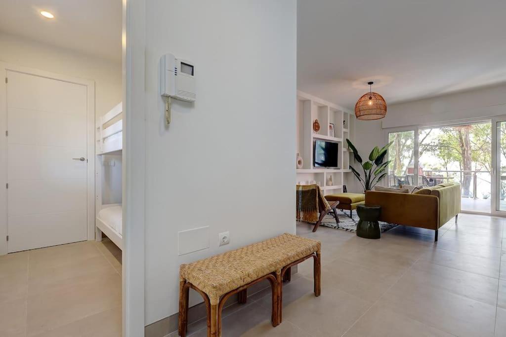 Apartment Alejandra - Gerenoveerd Direct Aan Zee *