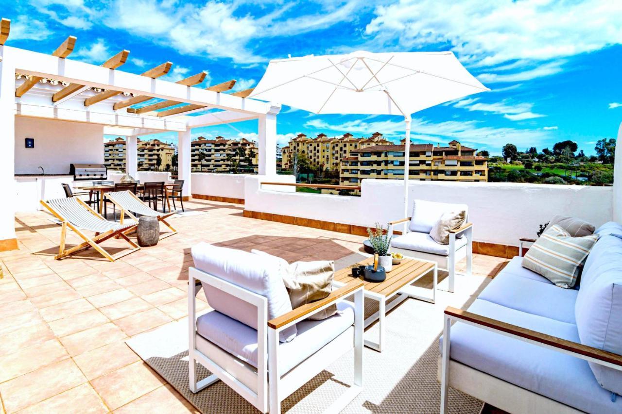 Apartment Altos De Lunymar 1 *