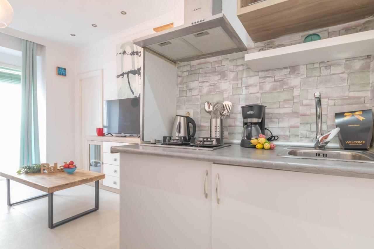 Oldtown L-ll Apartment *