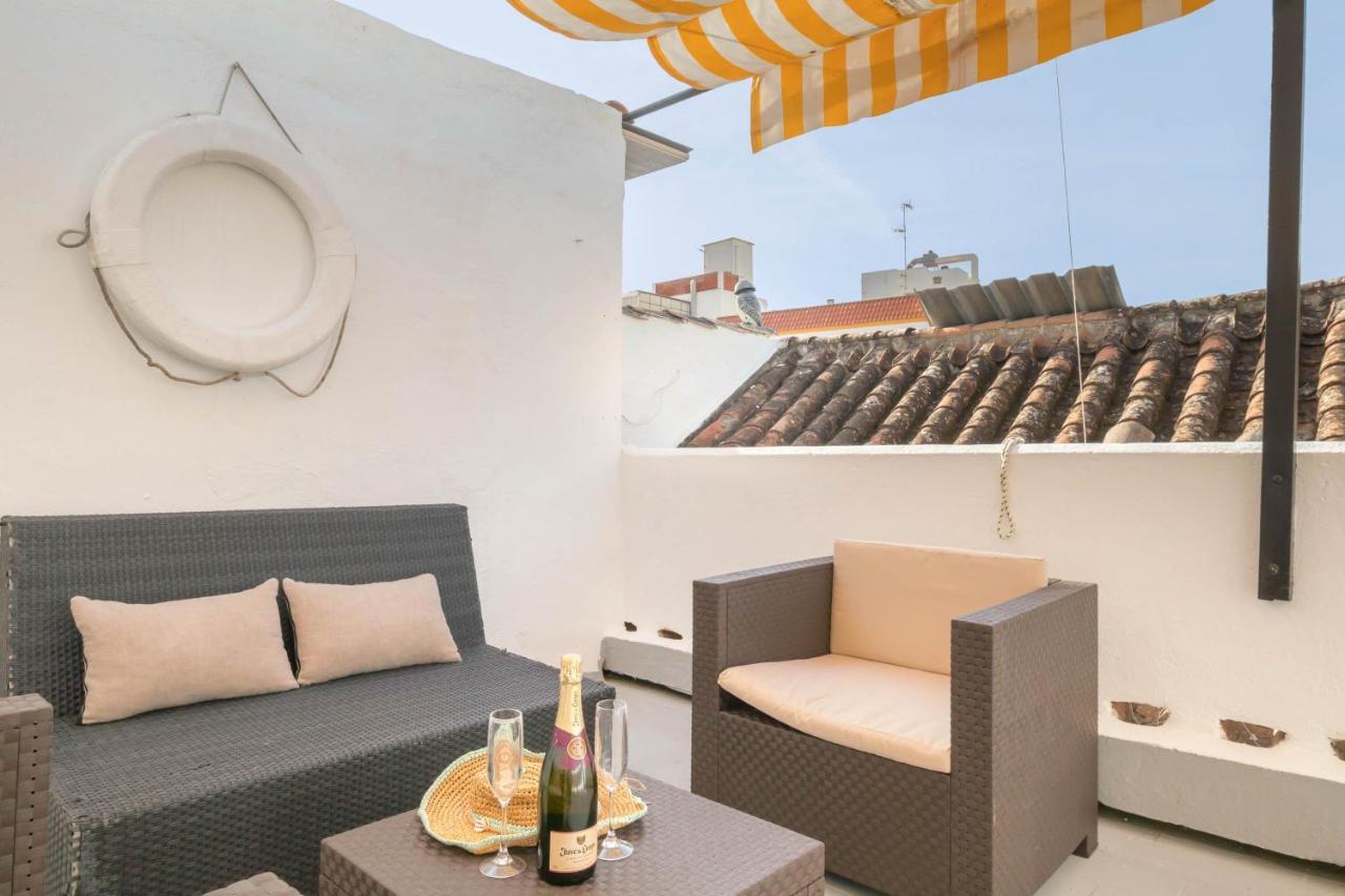 Oldtown L-ll Apartment
