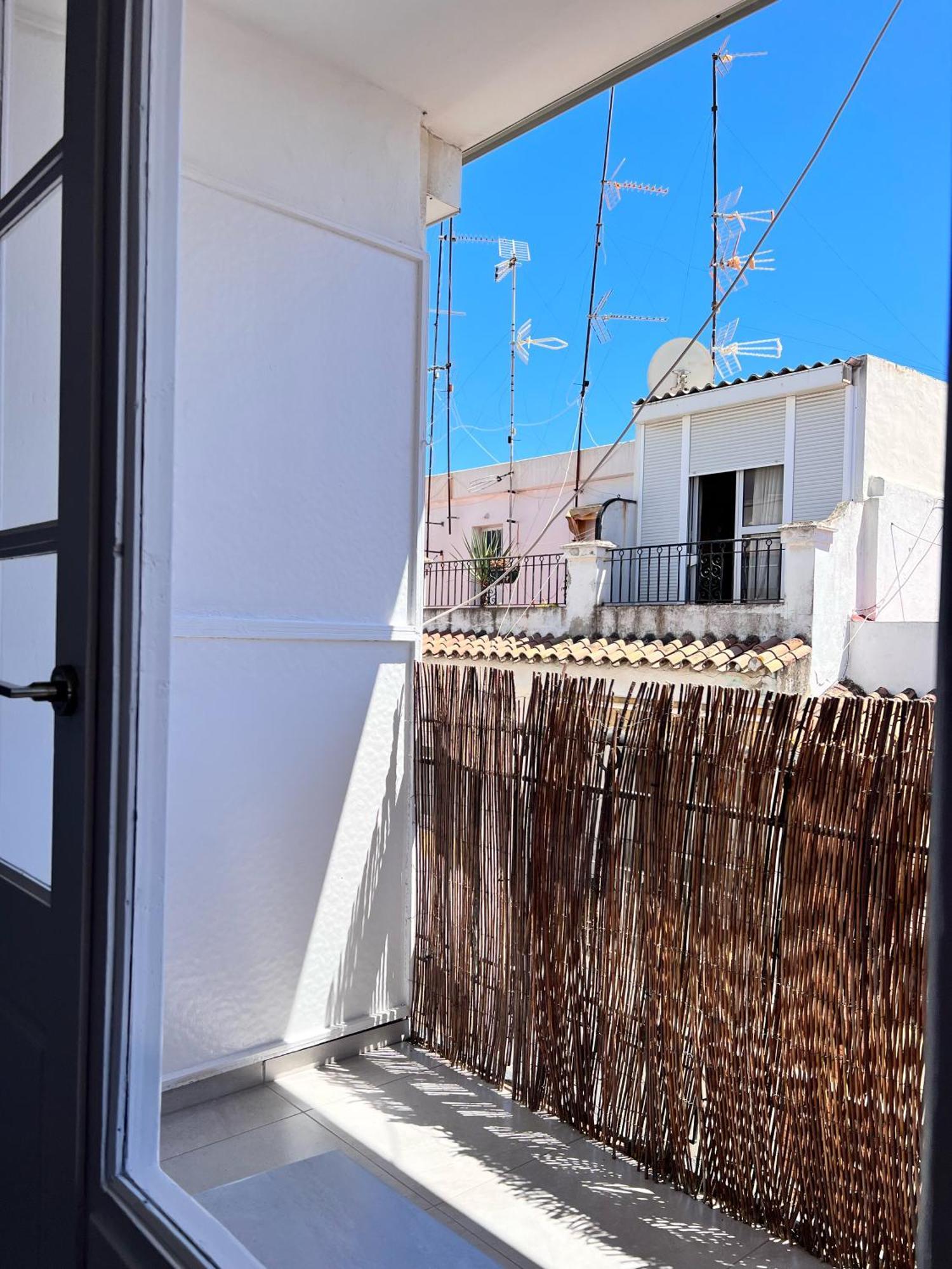 Apartamento Hermoso Piso En El Centro Historico Con Balcon *